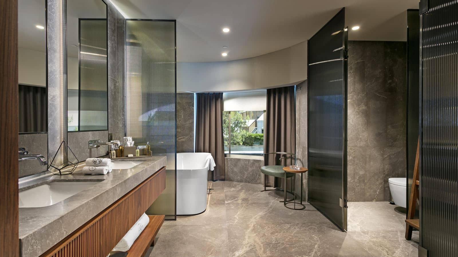 rooms-executive-villa