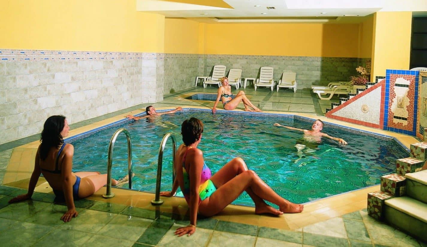 pools-indoor-pool