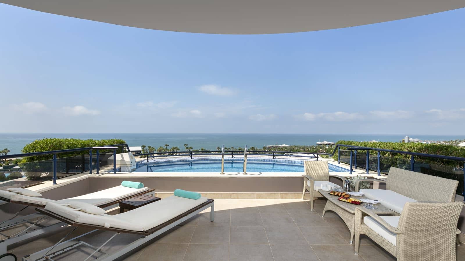 rooms-royal-suite
