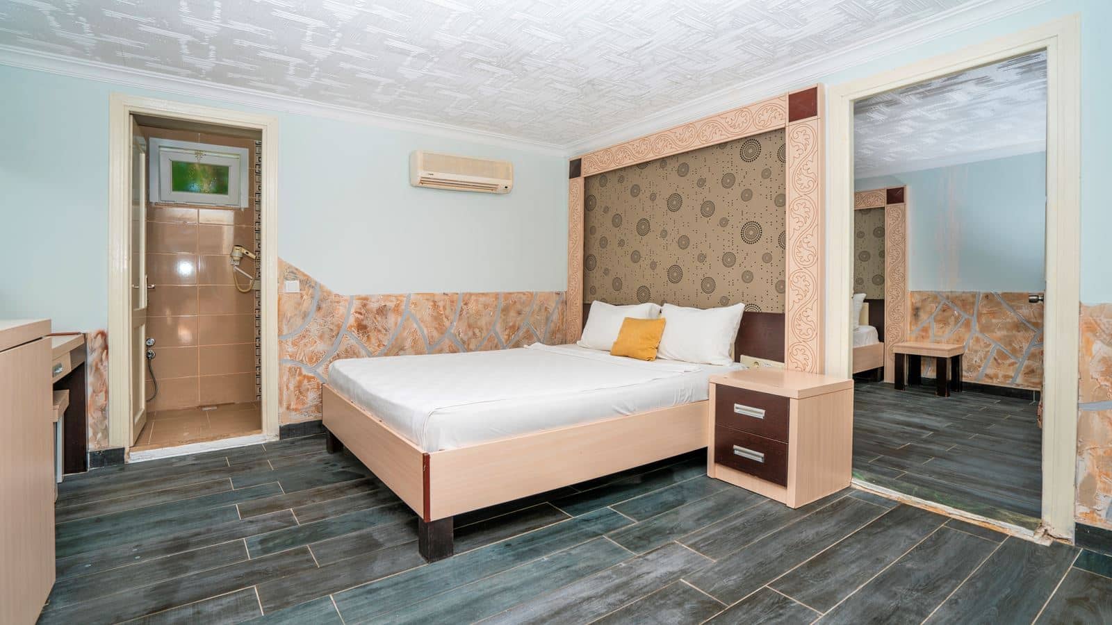 rooms-family-room