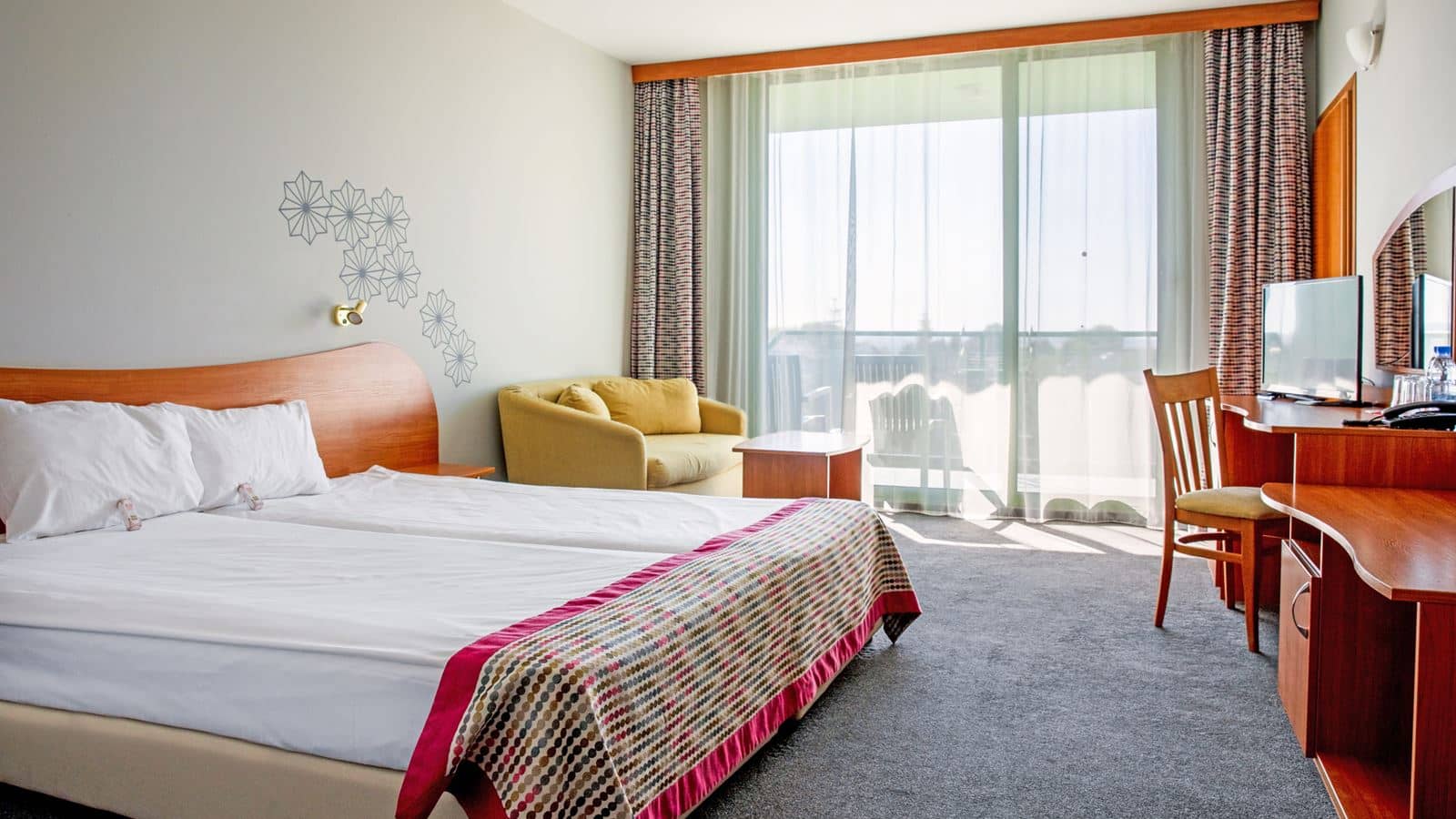 rooms-twin-room