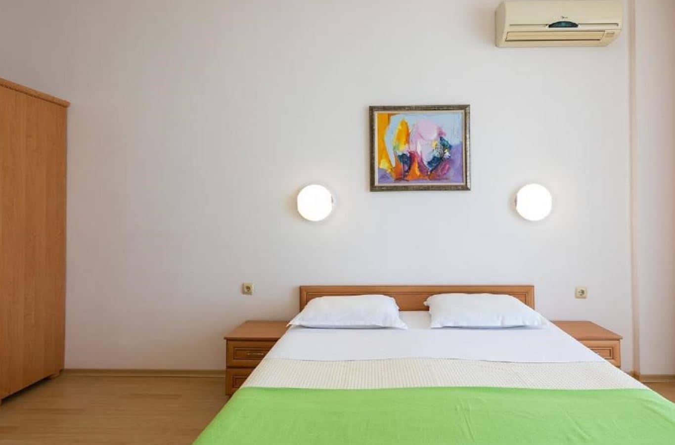 rooms-one-bedroom-apartment