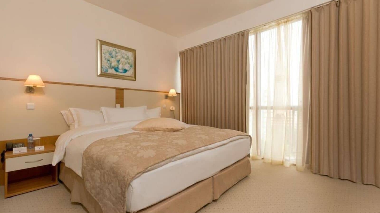 rooms-one-bedroom-suite-sea-view