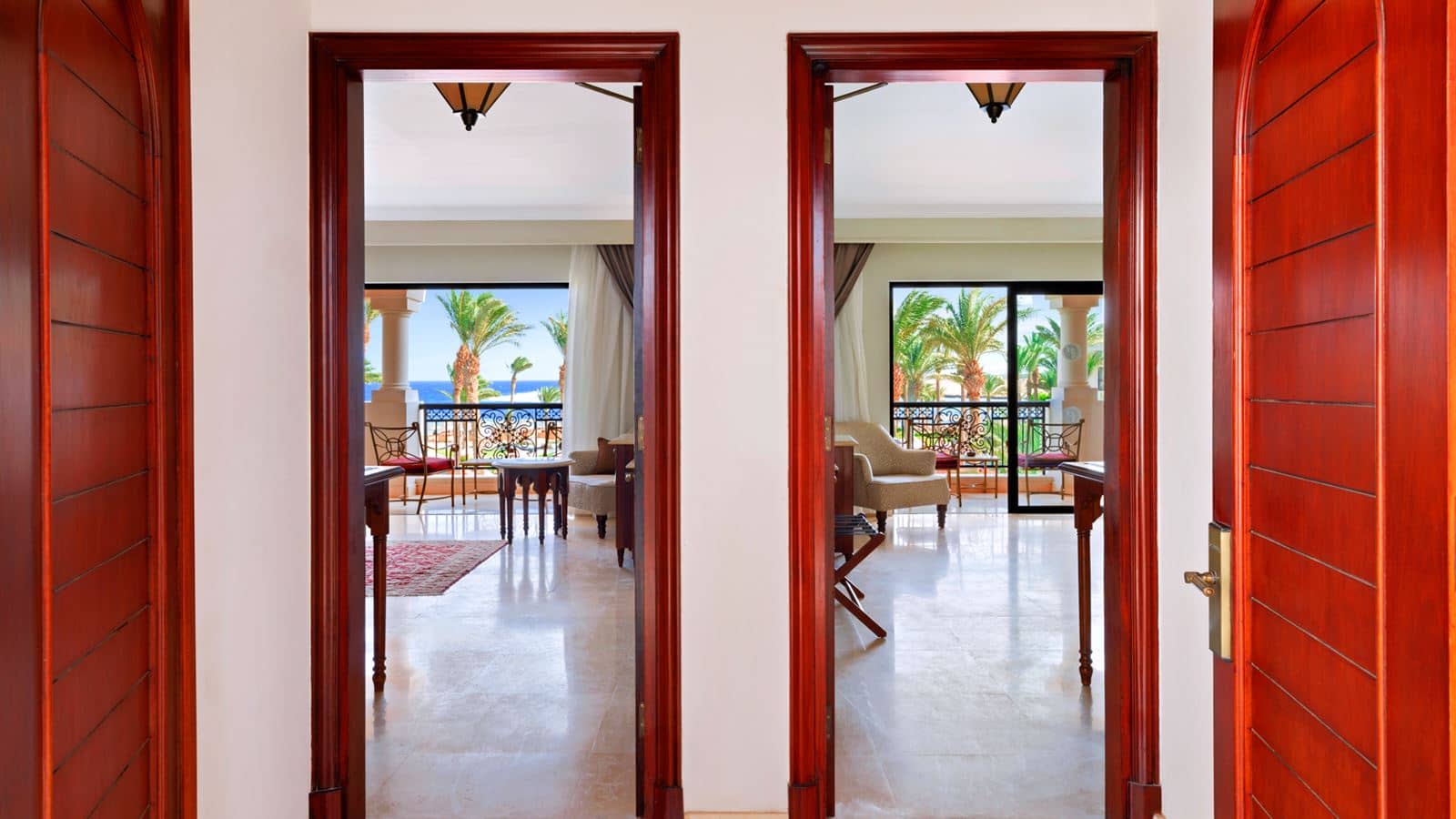 rooms-family-interleading-room-garden-view