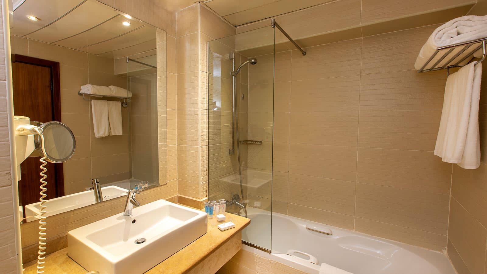 rooms-standard-room-sea-view