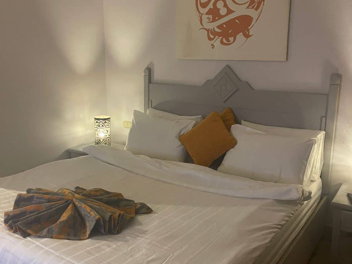 rooms-family-room