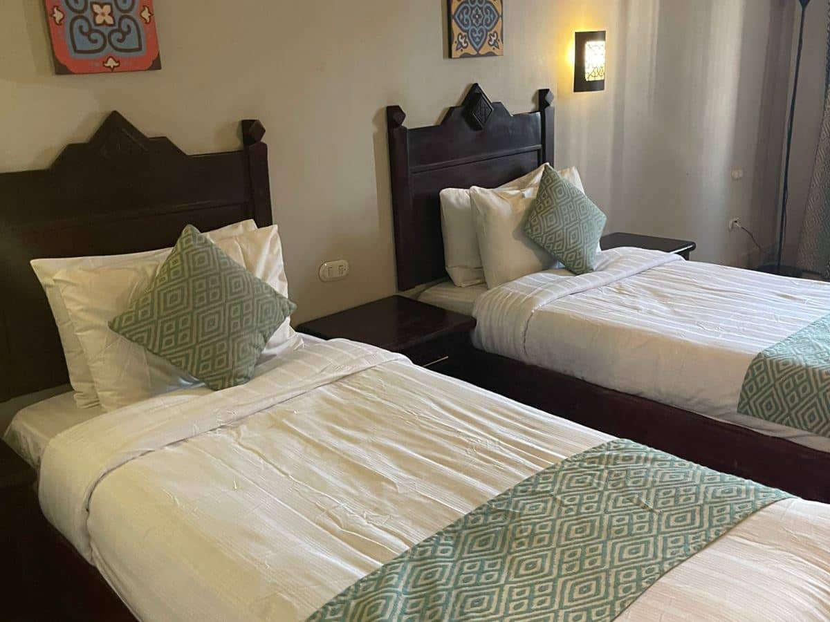 rooms-standard-room