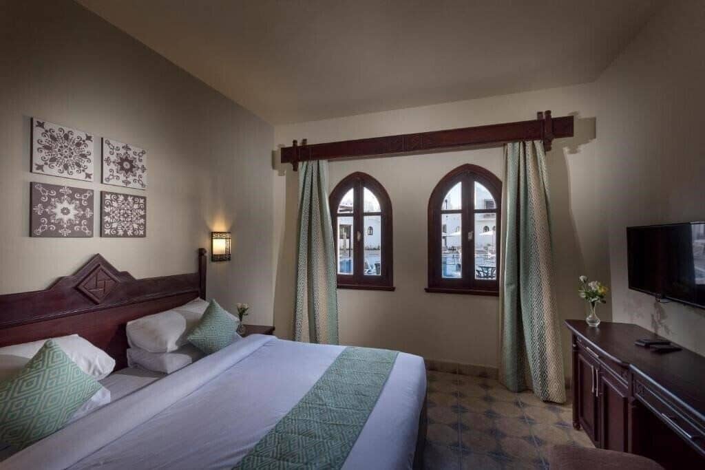 rooms-standard-room