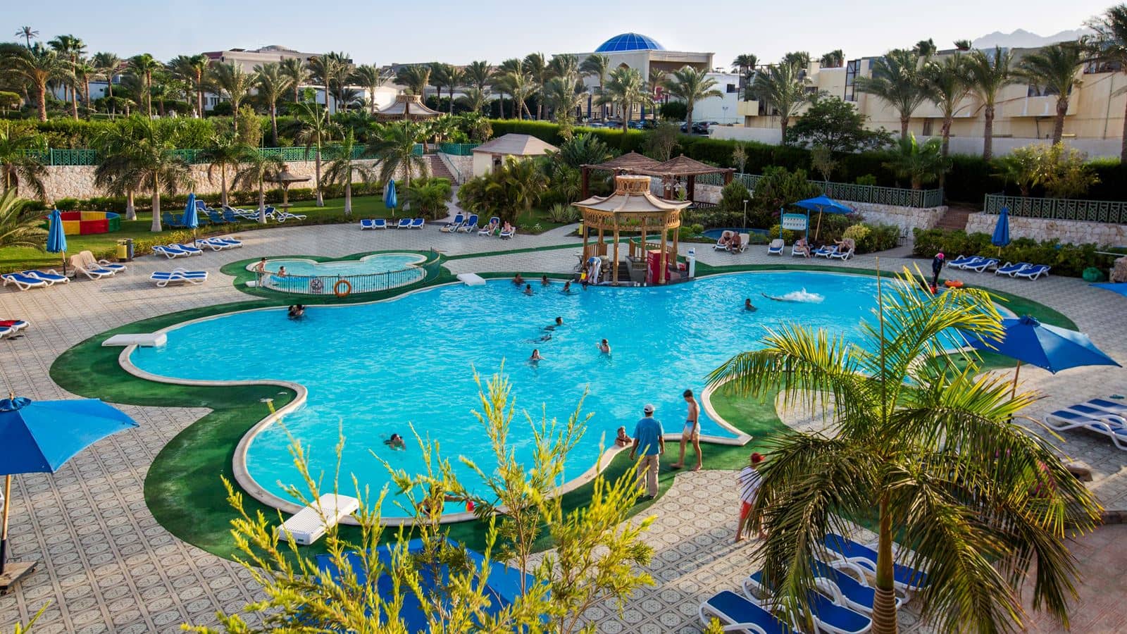 pools-outdoor-pool