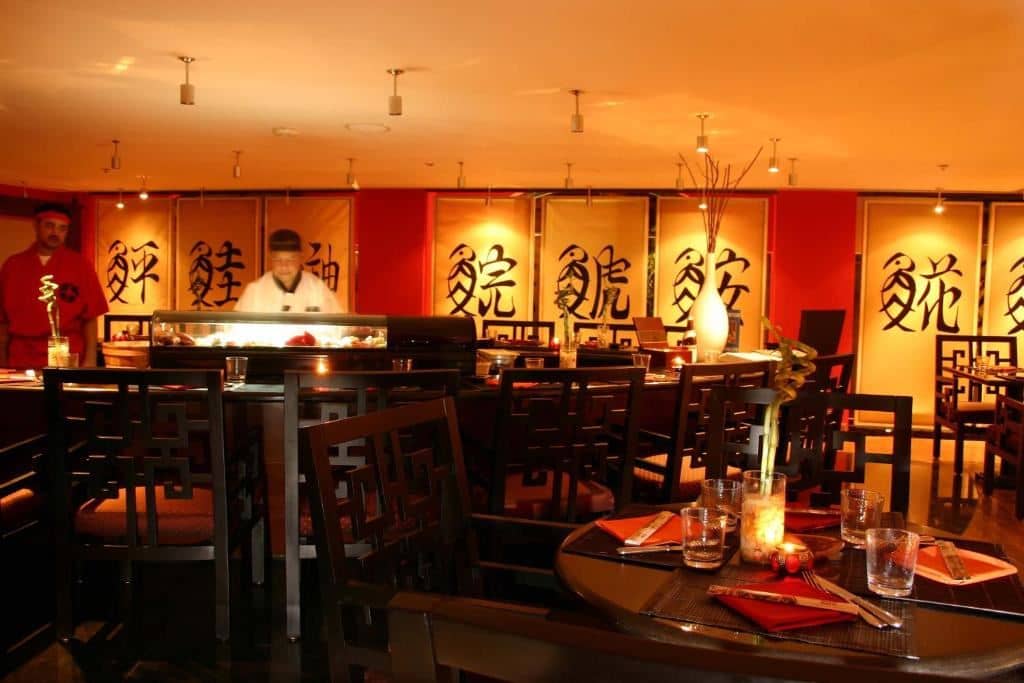 restaurants-restaurants