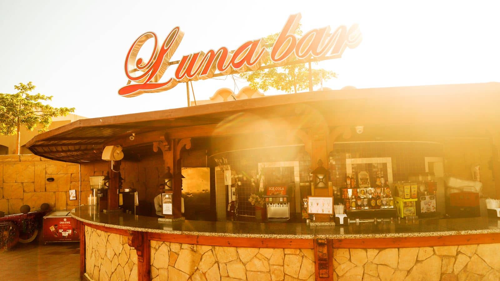 bars-luna-bar