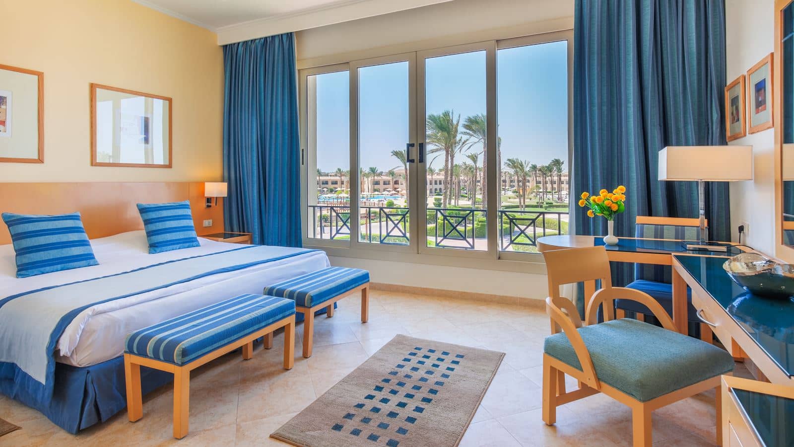 rooms-master-suite