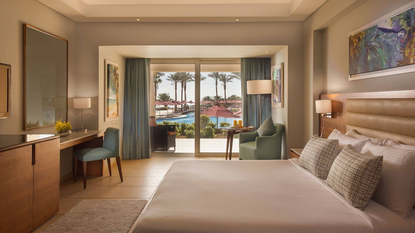 rooms-panoramic-sea-and-pool-view-room