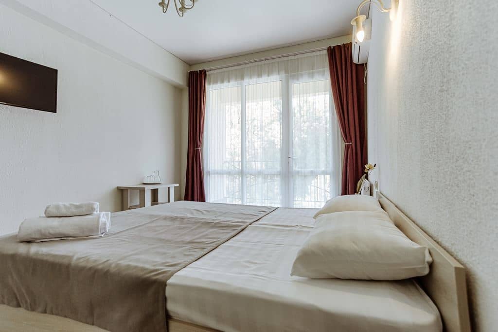 rooms-balcony