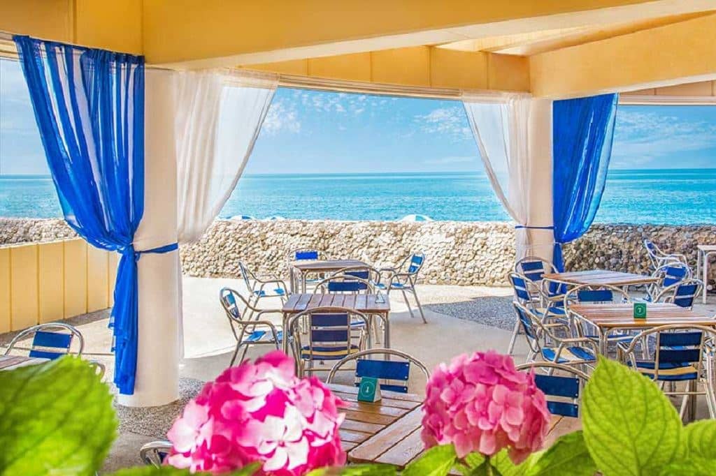 restaurants-cafe