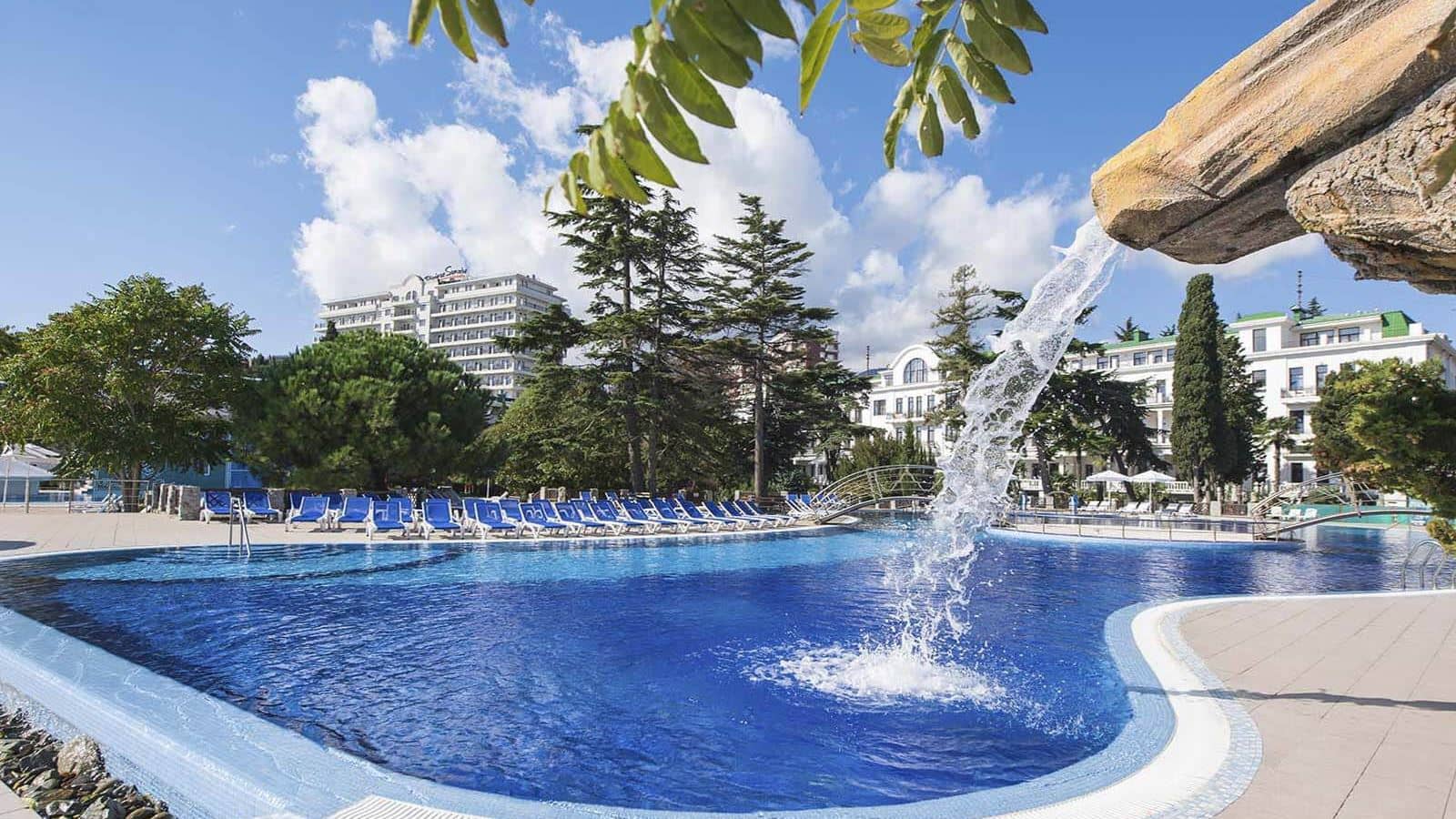 pools-outdoor-pool
