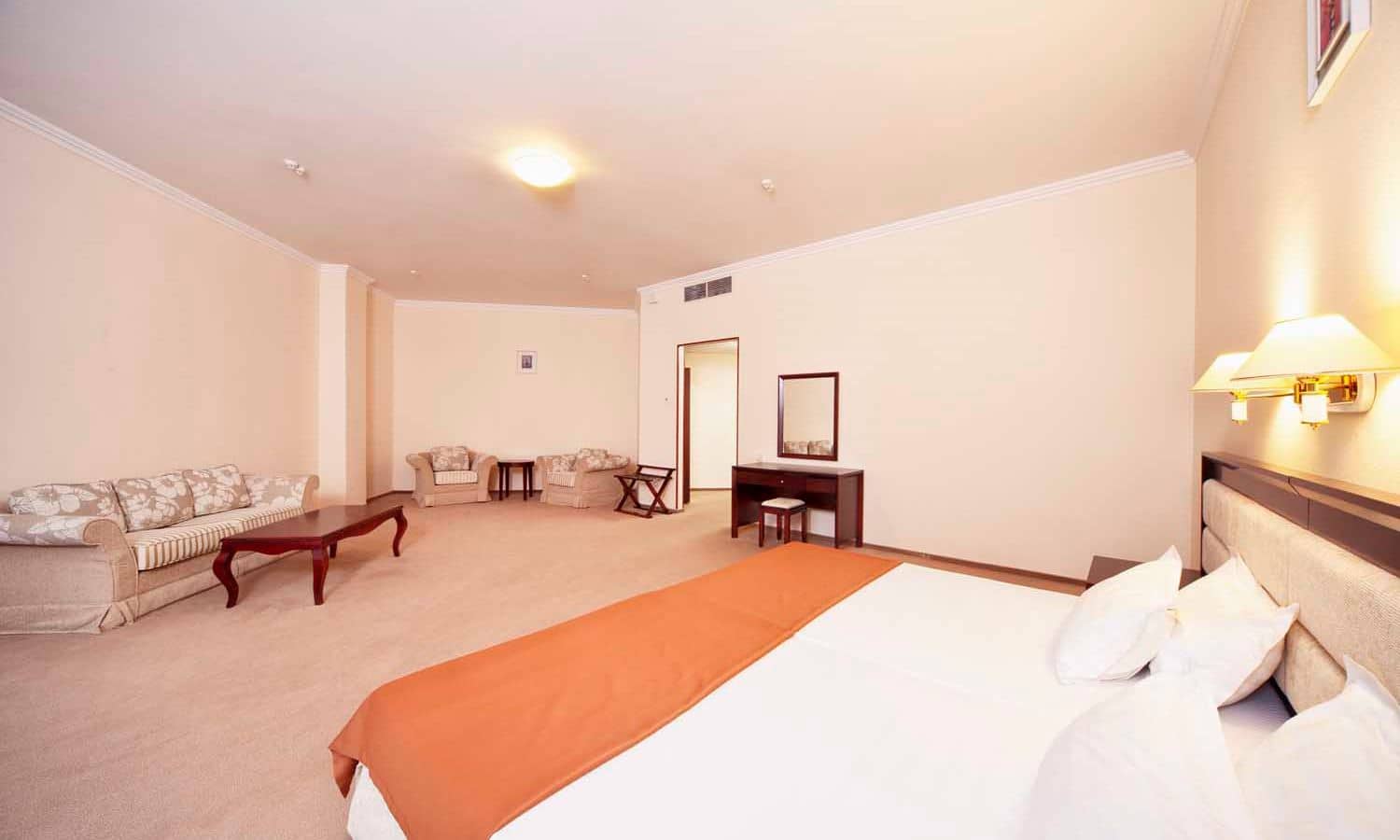 rooms-junior-suite