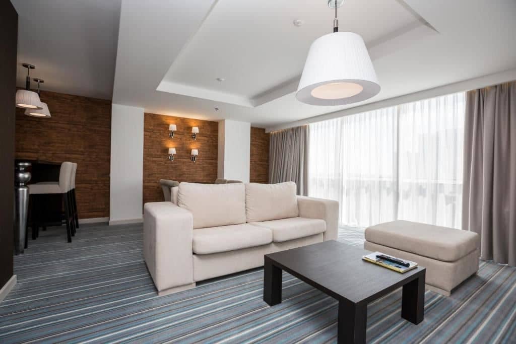 rooms-suite