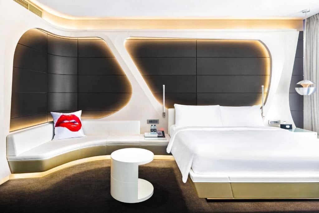 rooms-king-grand-deluxe-suite