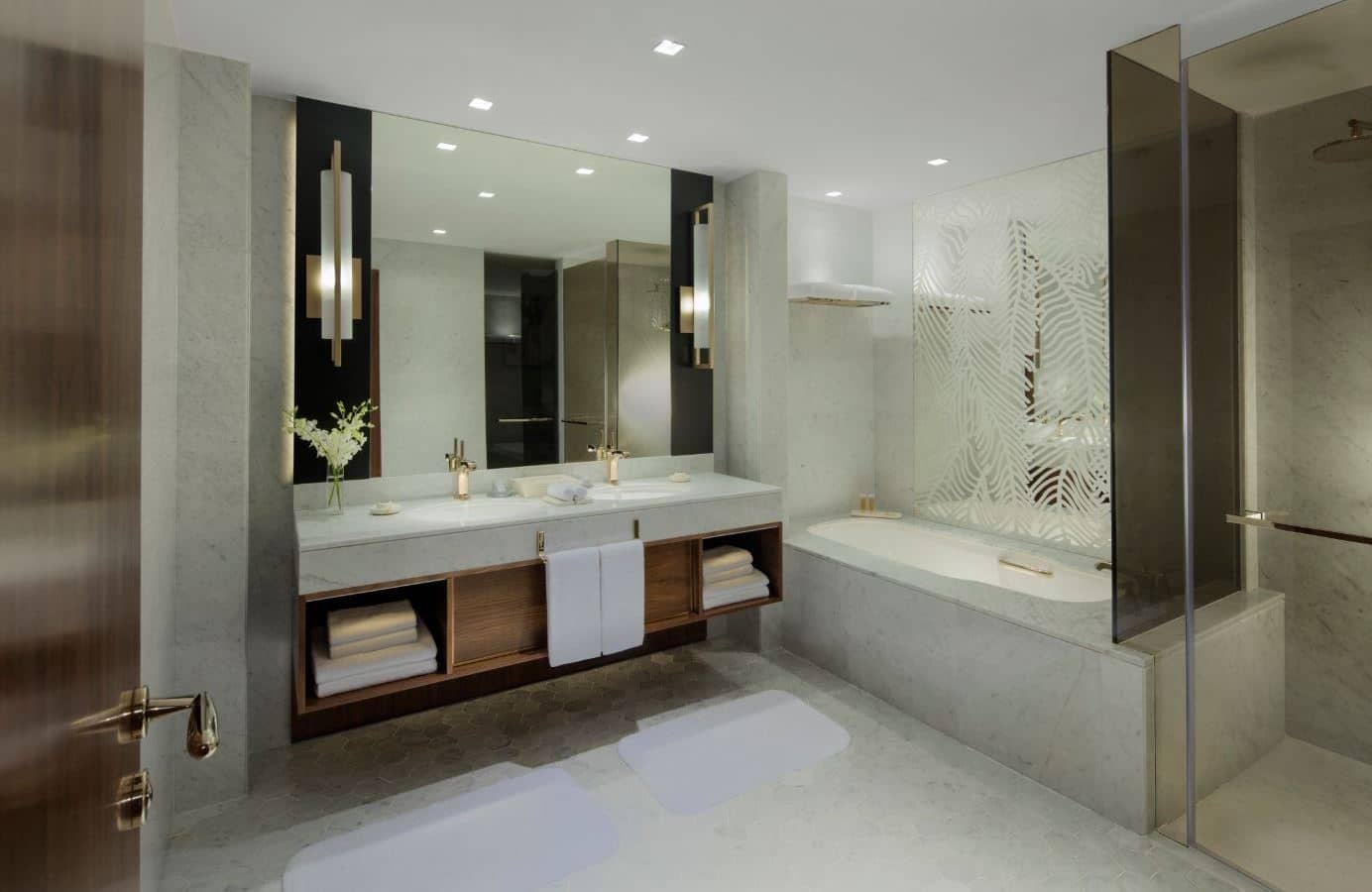 rooms-resort-superior-family-room-with-unlimited-waterpark-access