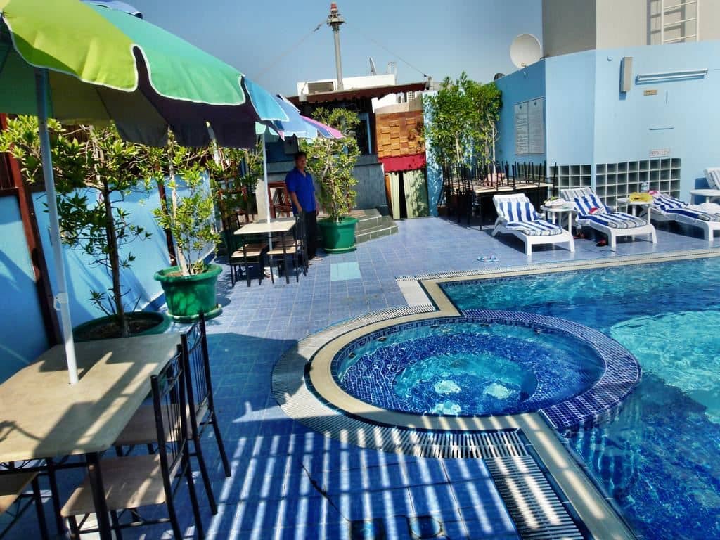 pools-outdoor-pool