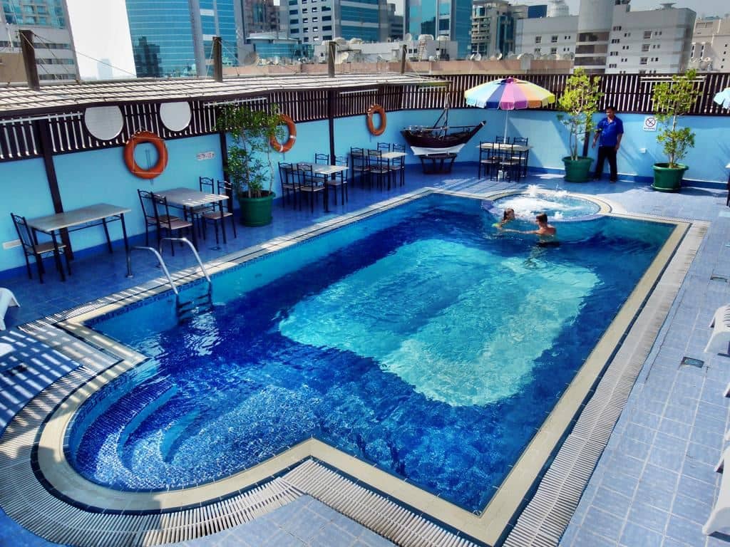 pools-outdoor-pool