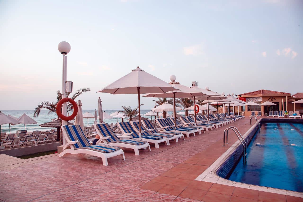 pools-outdoor-pool