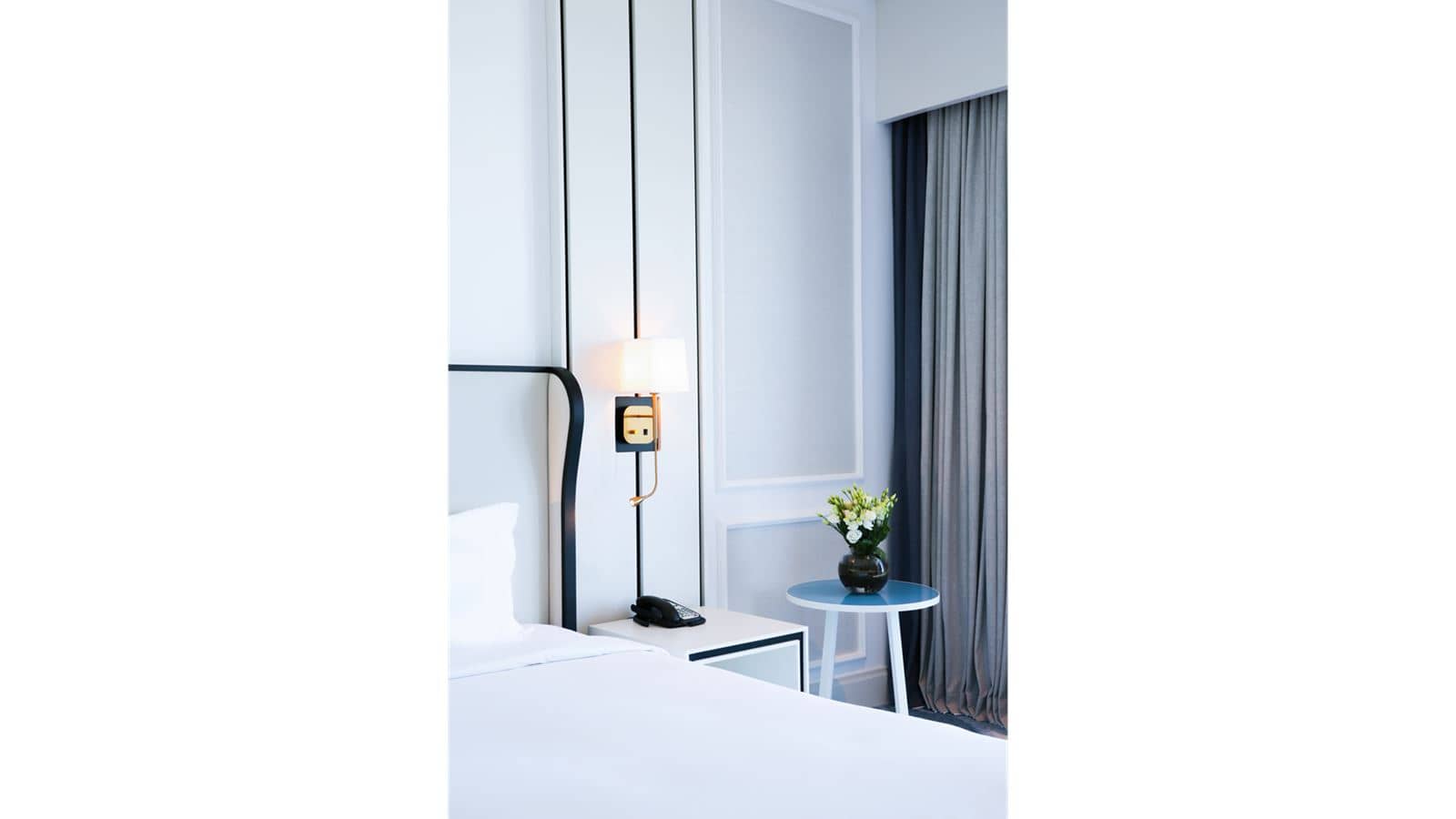 rooms-club-room