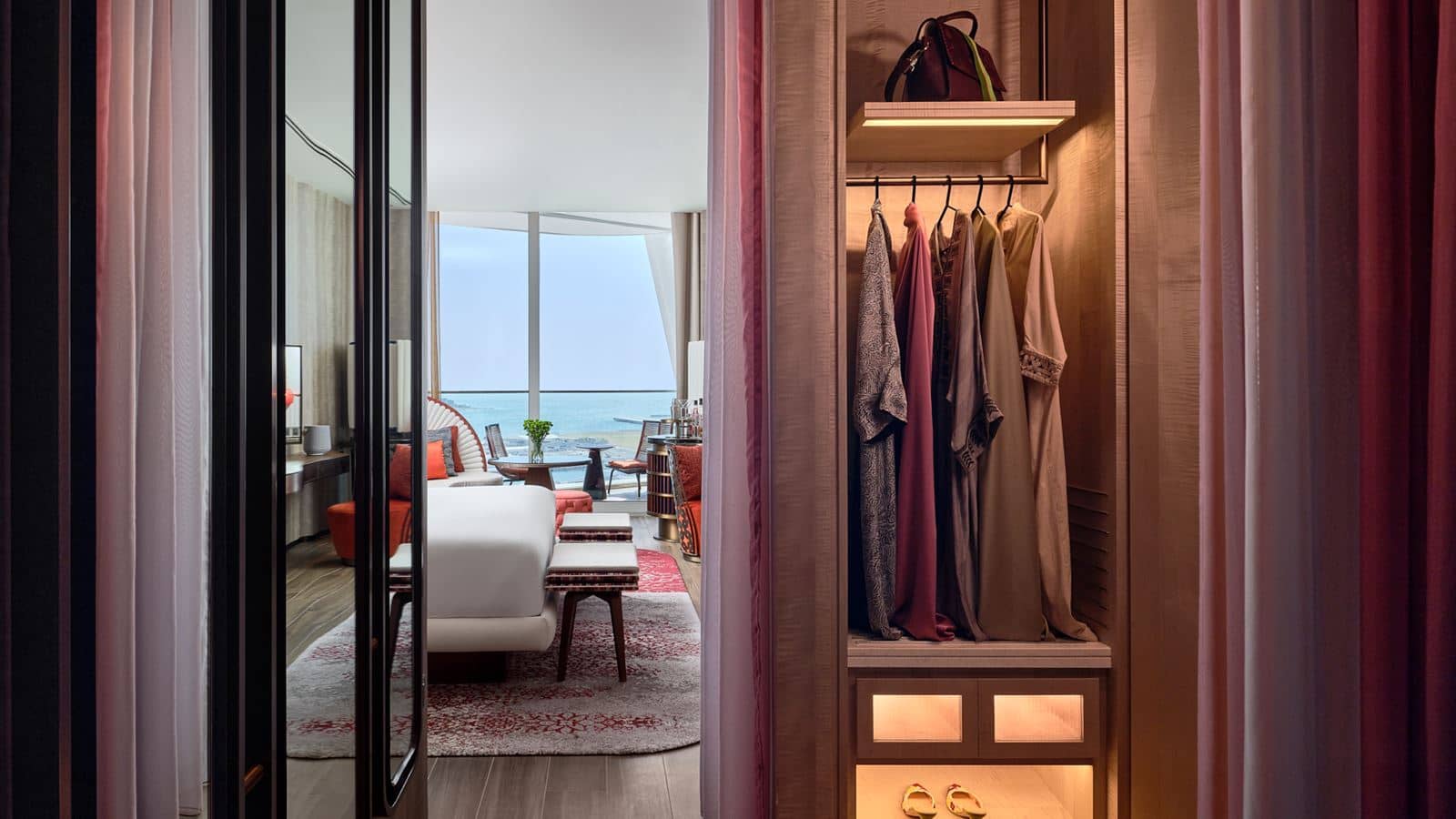 rooms-premier-deluxe-room