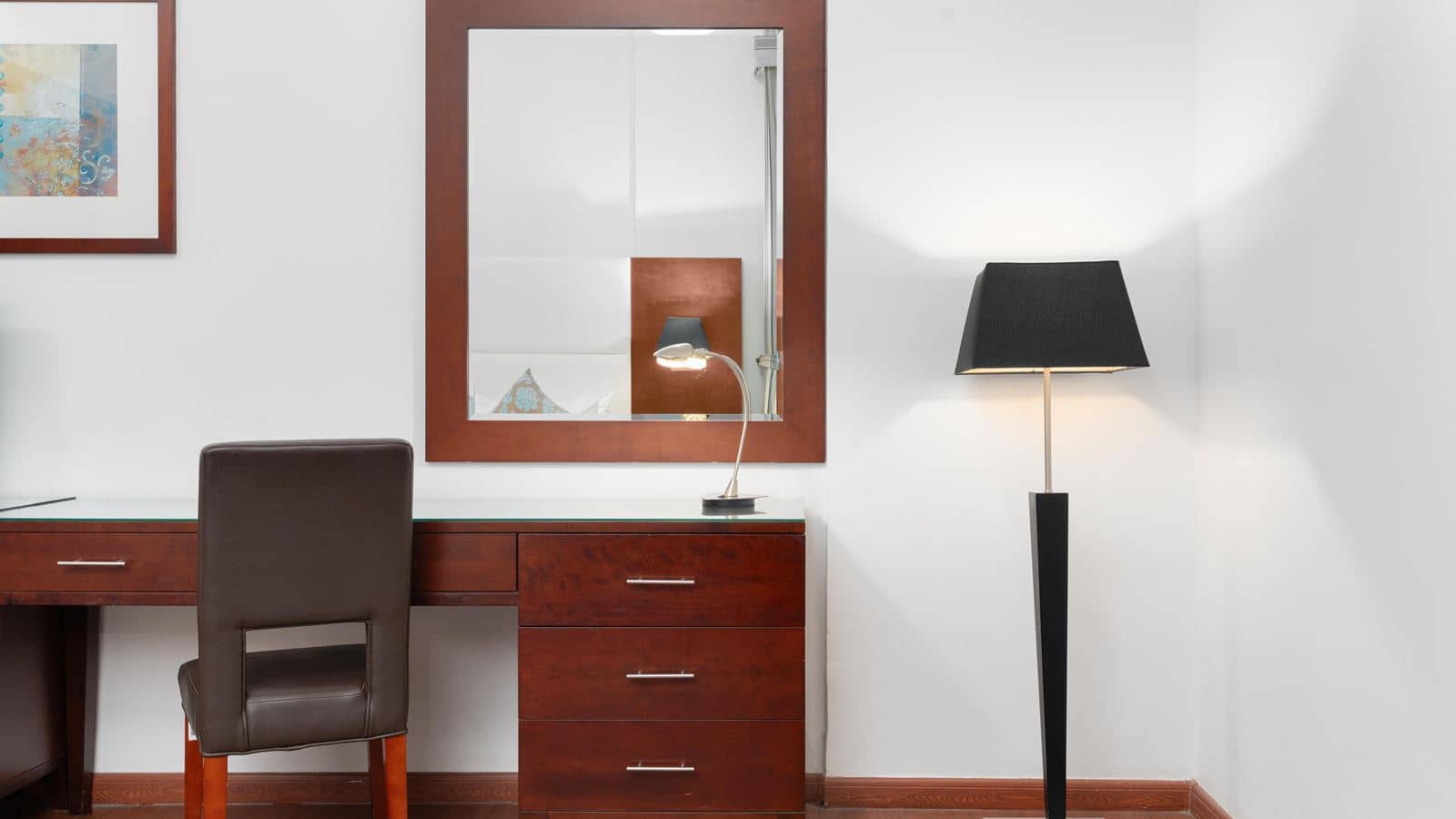 rooms-deluxe-room