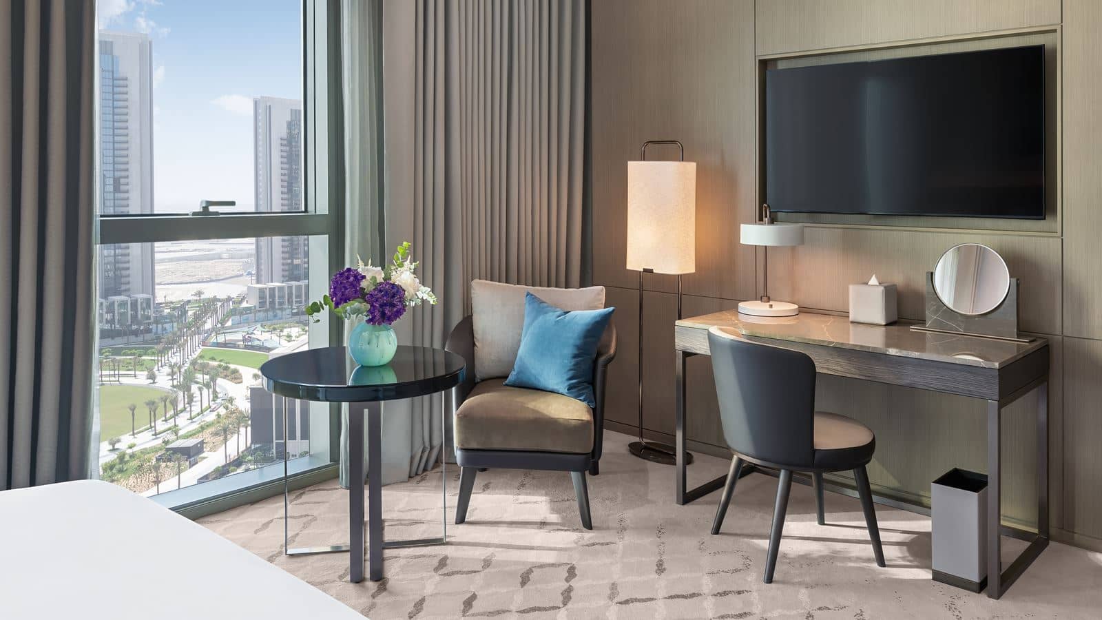 rooms-club-room-king