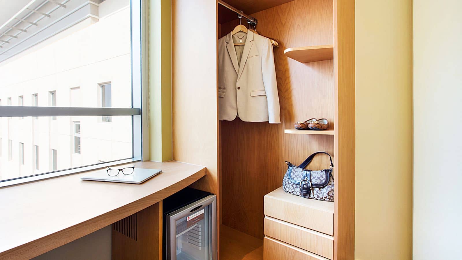 rooms-standard-room