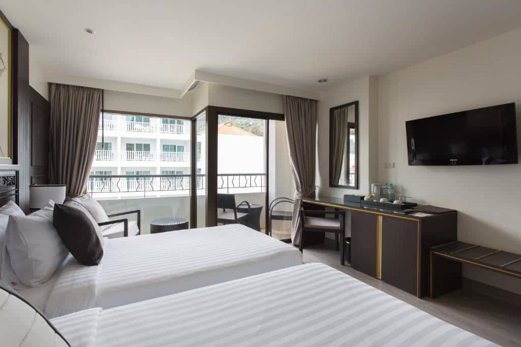 rooms-superior-sea-view-room