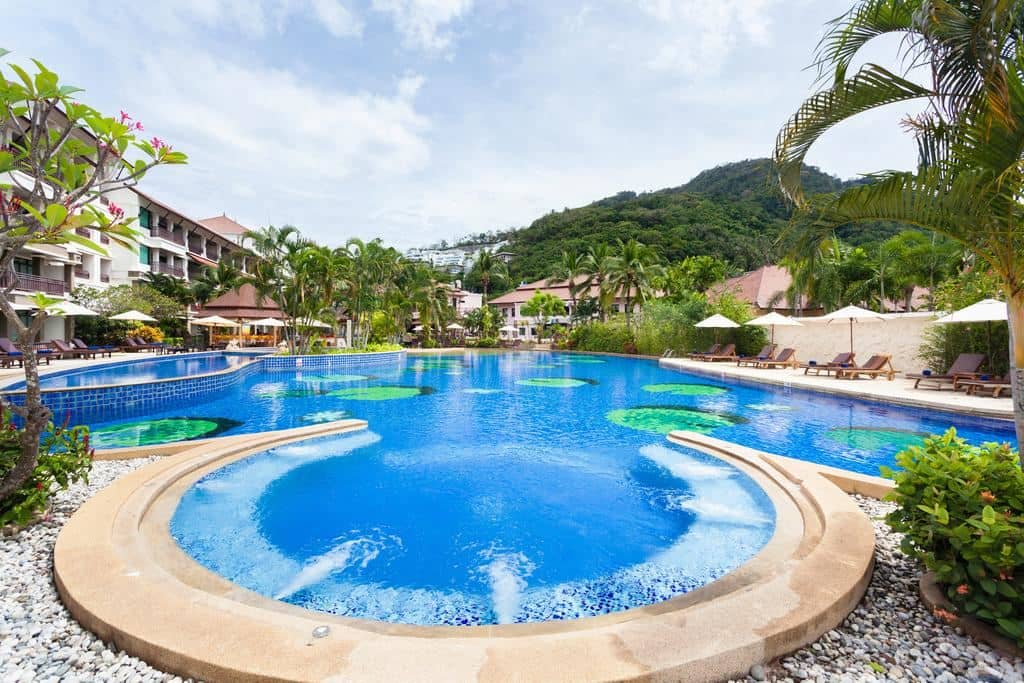 pools-outdoor-pool