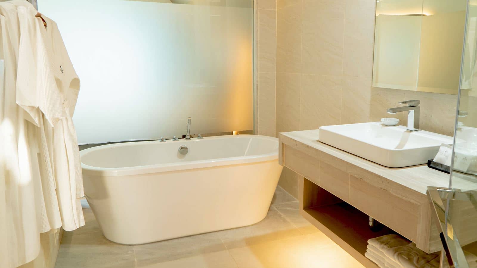 rooms-amora-grand