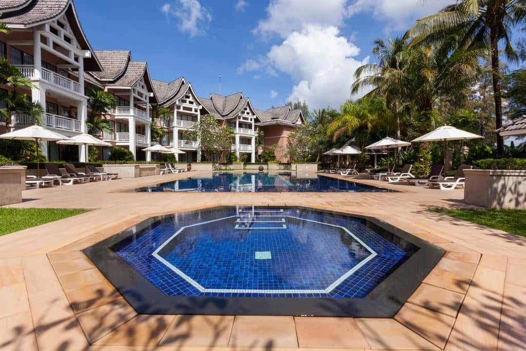 pools-outdoor-pool