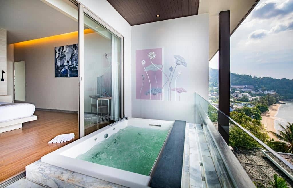 rooms-sea-view-jacuzzi-grand-suite