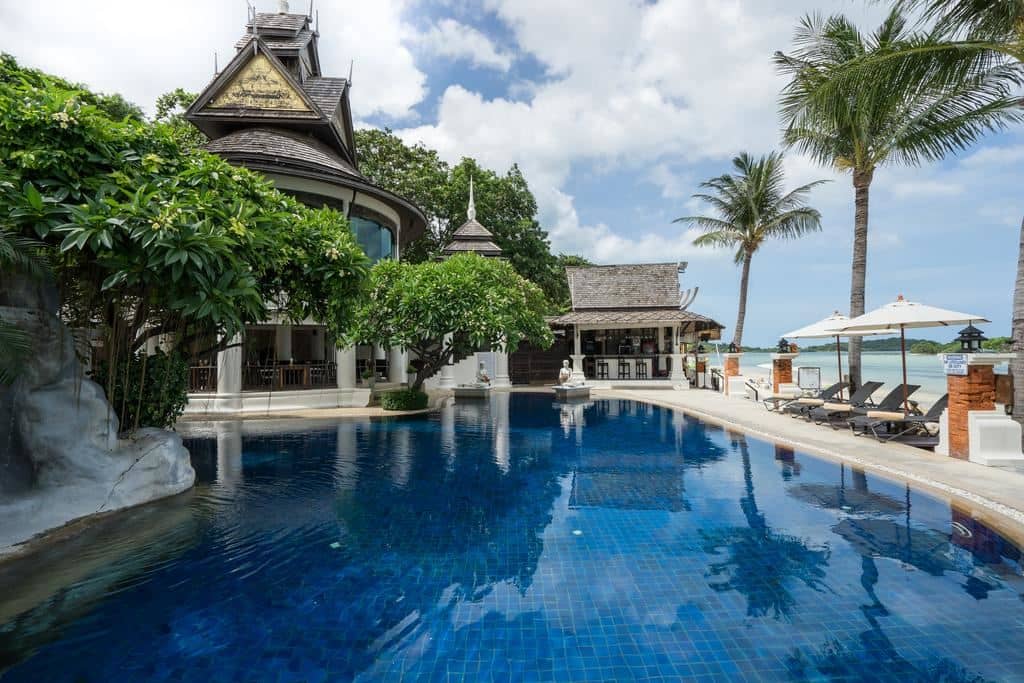 pools-outdoor-pool