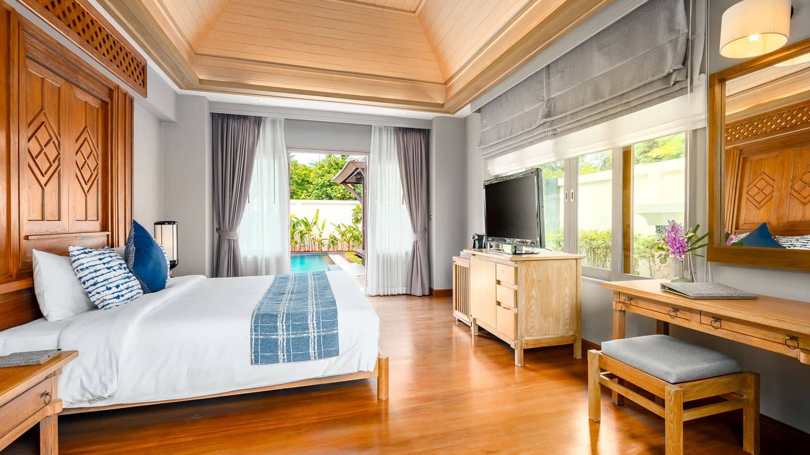 rooms-pool-villa