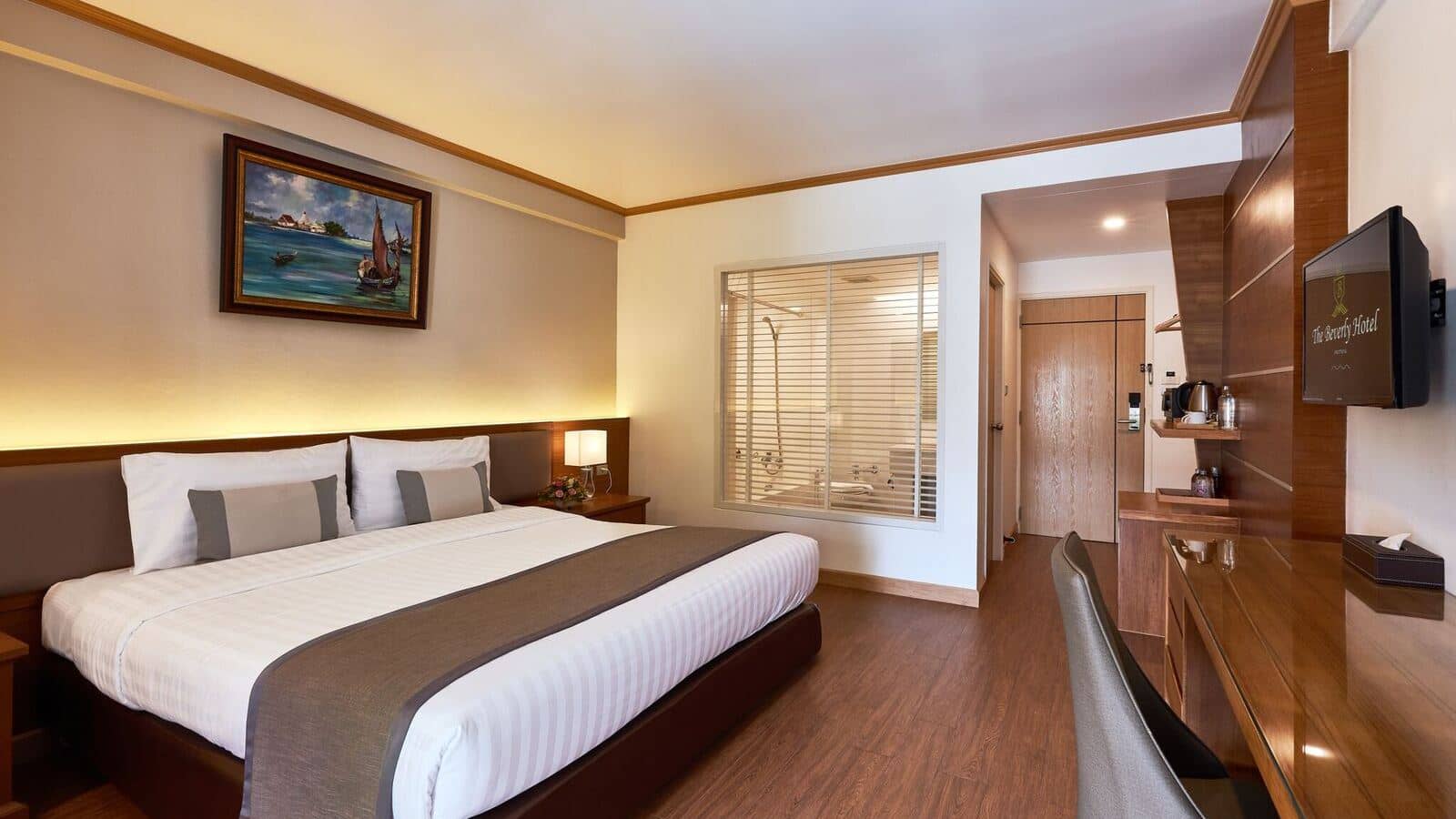 rooms-deluxe-room