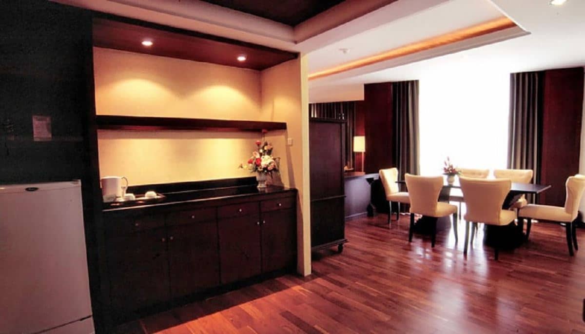rooms-royal-suite