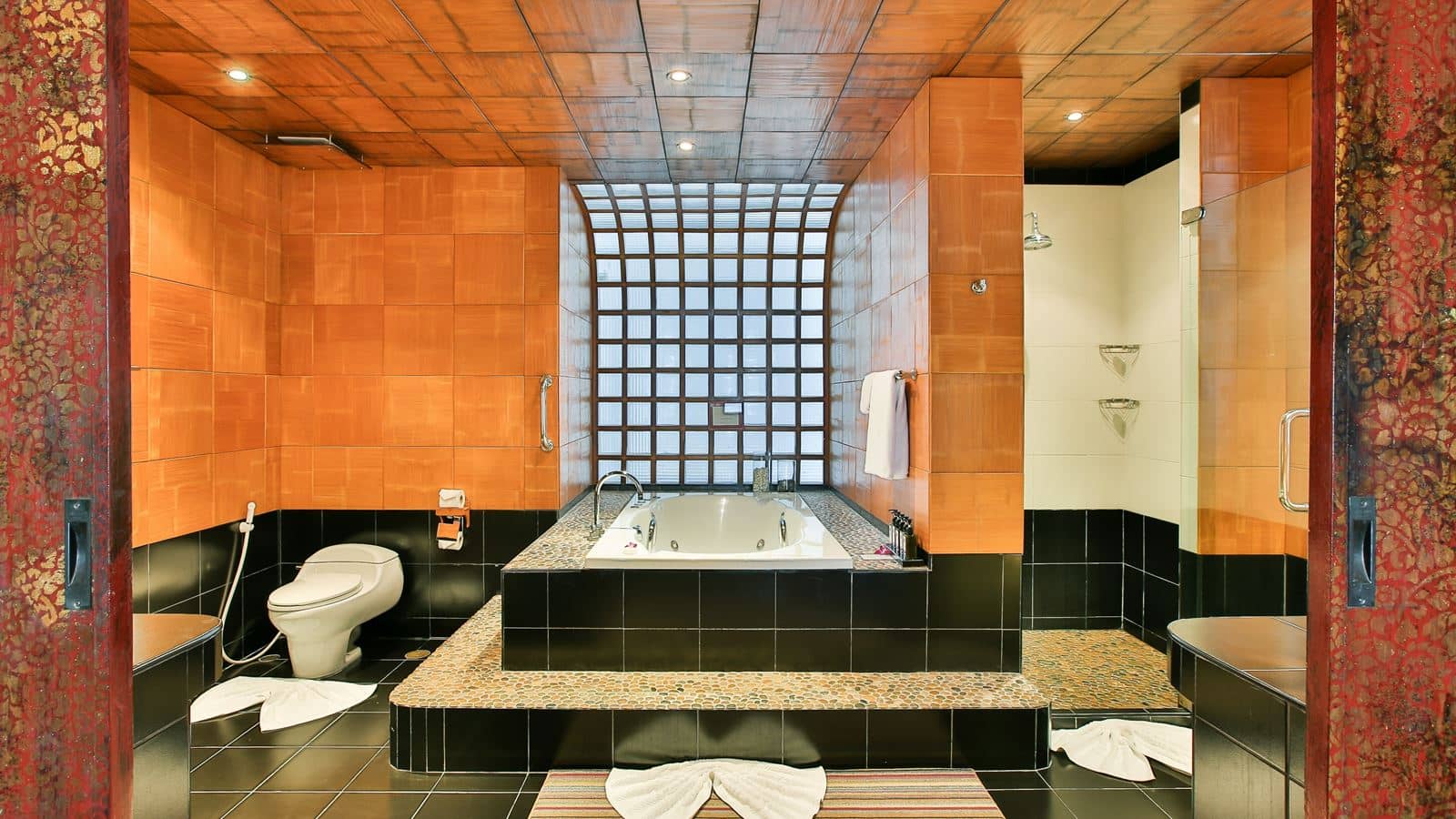 rooms-pool-suite