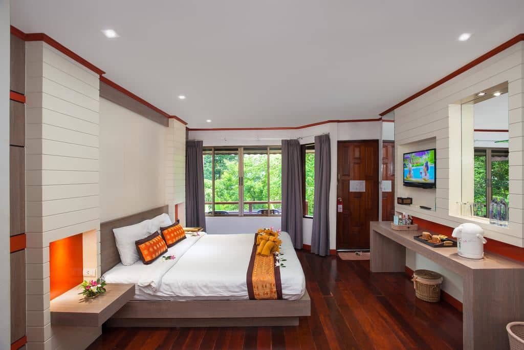 rooms-superior-room