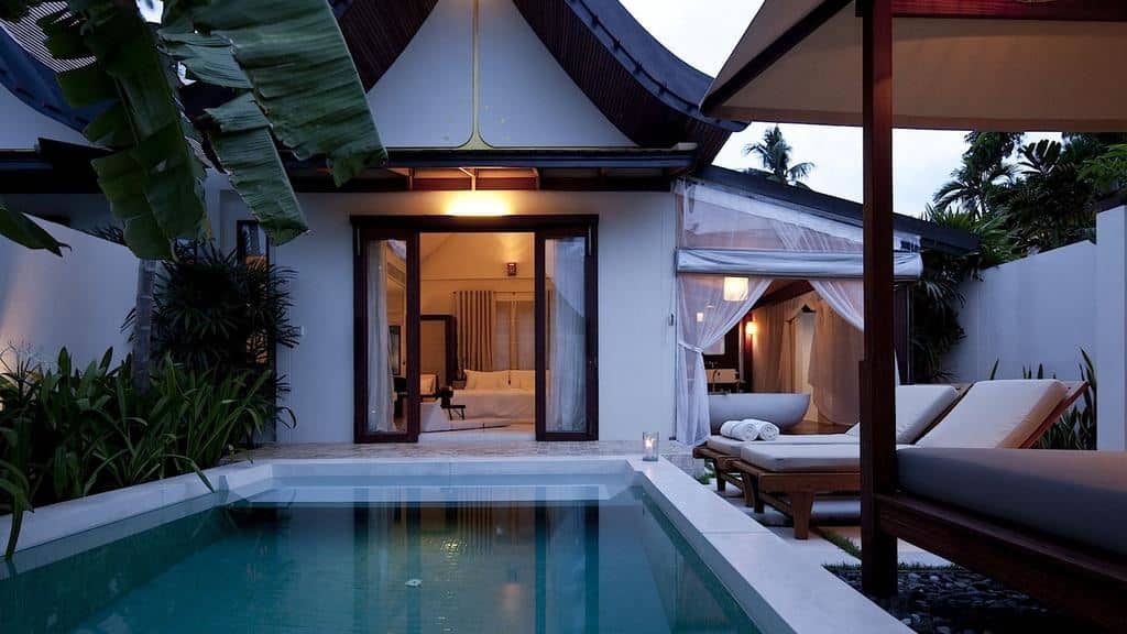 rooms-sala-pool-villa