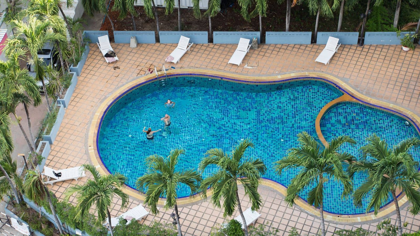 pools-outdoor-pool