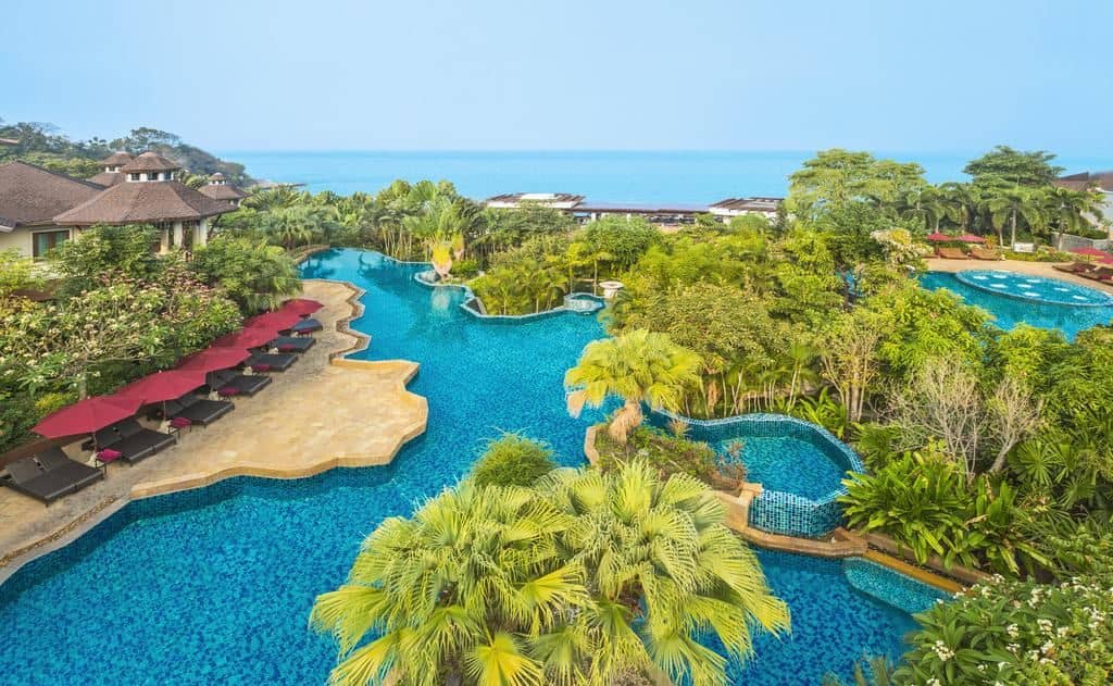 pools-outdoor-pool