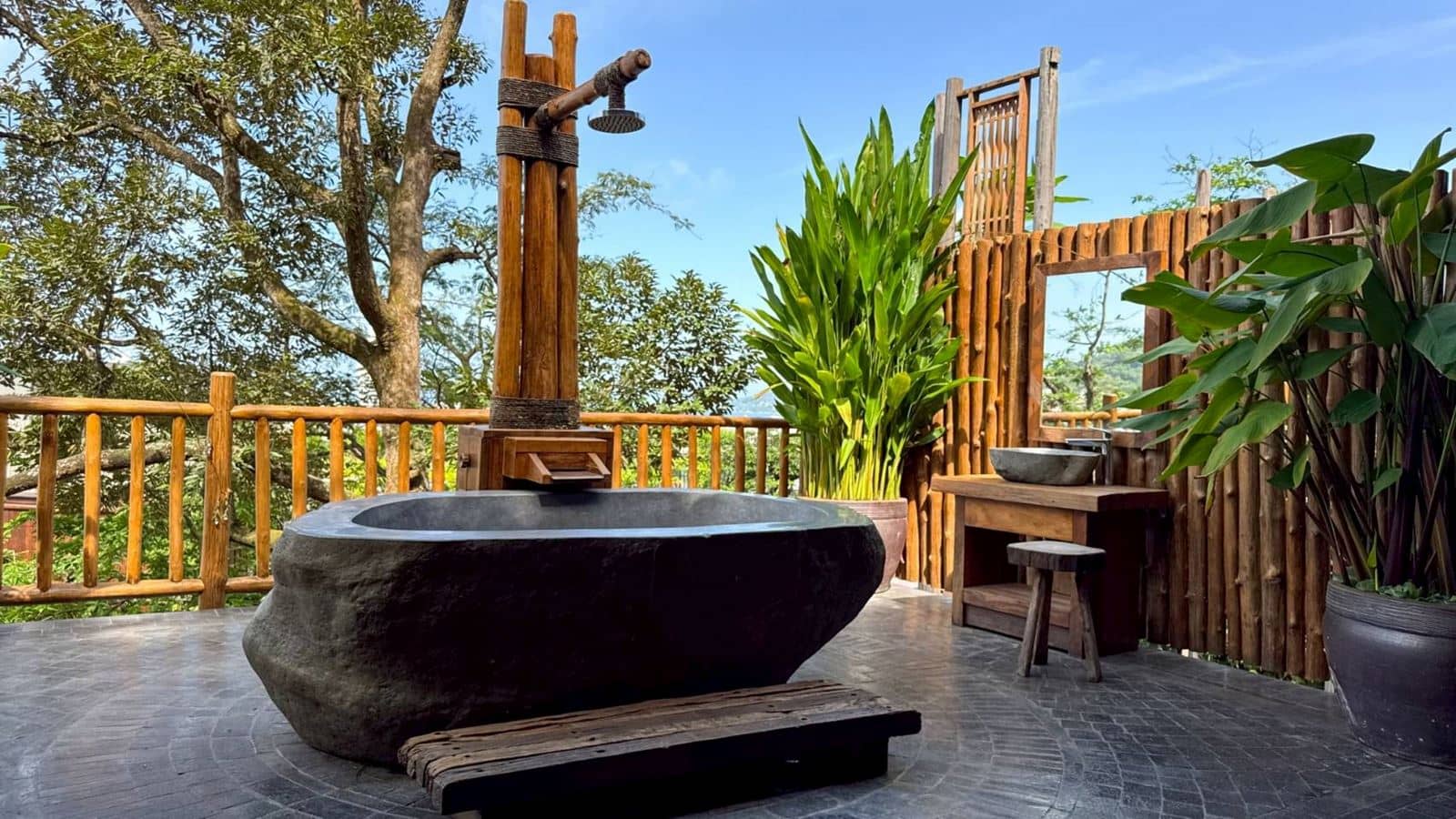 rooms-d-jungle-two-bedroom-duplex-pool-villa