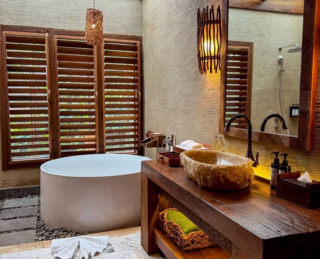 rooms-d-jungle-three-bedroom-duplex-pool-villa
