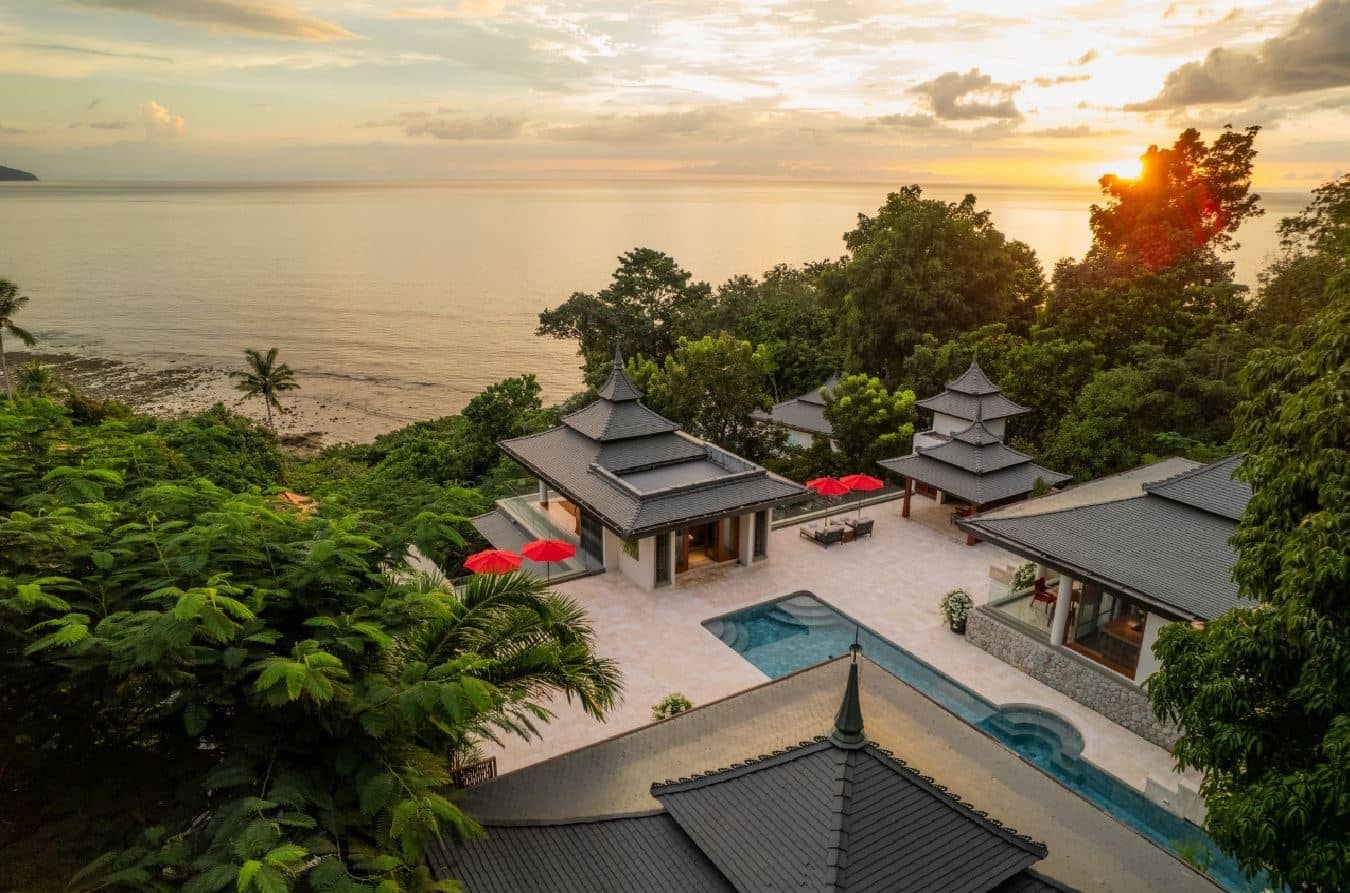 rooms-4-bedroom-ocean-view-residence
