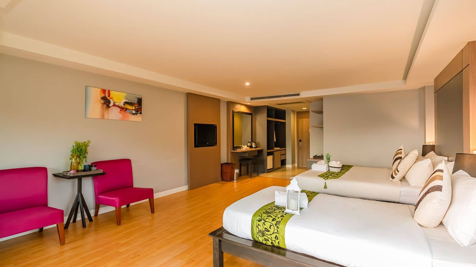 rooms-family-room